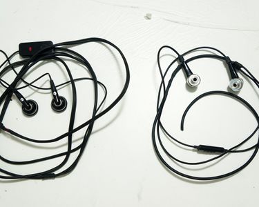 The Easy Guide to Fixing Your Broken Headphones: Tips and Tricks